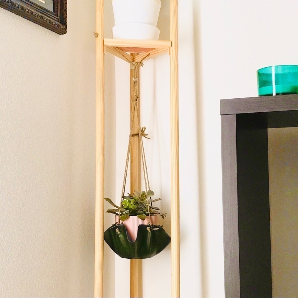 Hand-made Suspended Fabric Planter Holder - Picture 4 of 4